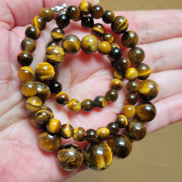 Natural Tiger's Eye Necklace Graduated - Picture 3 of 7